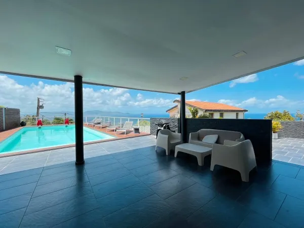Maison 5 pièces 263 m² 