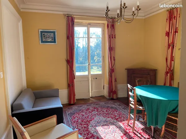 Collocation en appartement dans maison avec jardin 