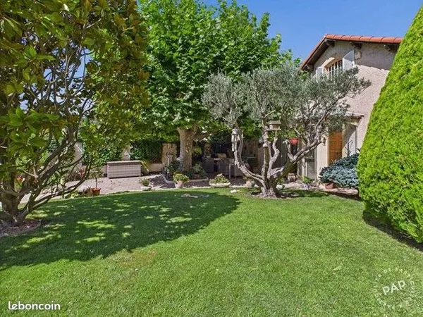 Vente maison 155 m² Aubagne (13400) 