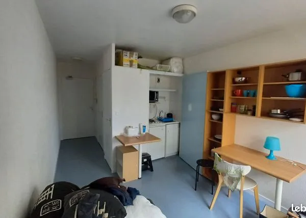 Appartement 1 pièce 17 m² 