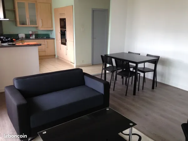 Chambre dans colocation pied tramway cartoucherie Purpan 