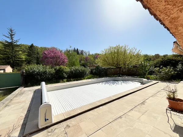 Villa 6p 172m2 + annexe 2p+ piscine 