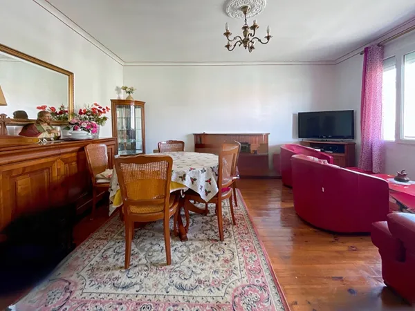 A VENDRE - La Rochelle - Porte Royale - Maison 5 chambres - Jardin 