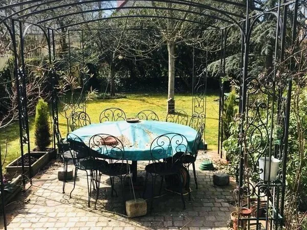 Maison 7 pièces 210 m² 