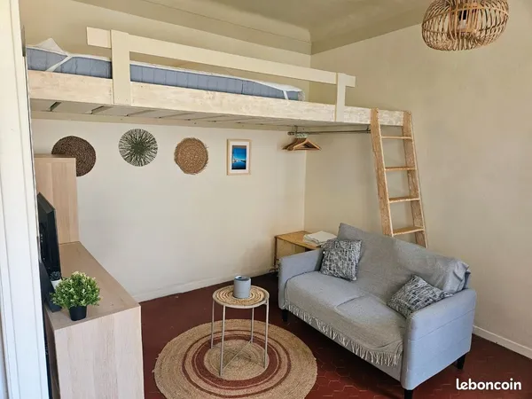 Srudio 23 m2 plein centre ville antibes 