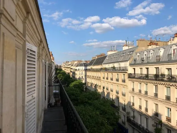 Loue chambre dans appartement en colocation 