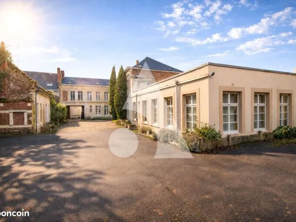 Immeuble 1000 m²