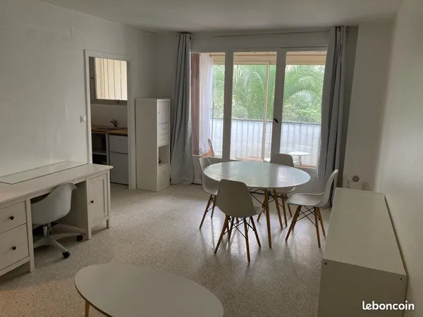Studio à louer Plan des Quatres Seigneurs 