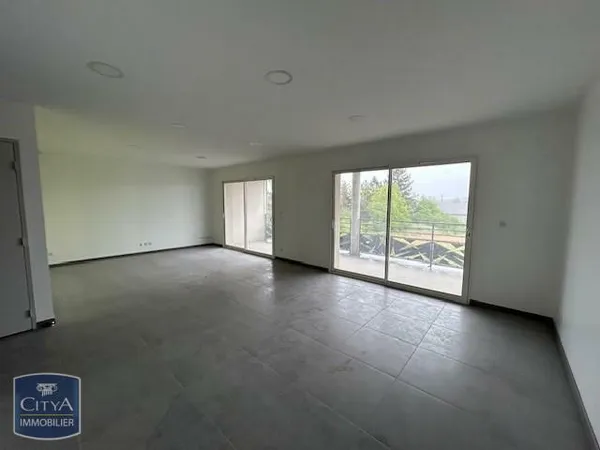Bureaux 82 m² 