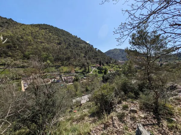 Terrain 2320 m² 