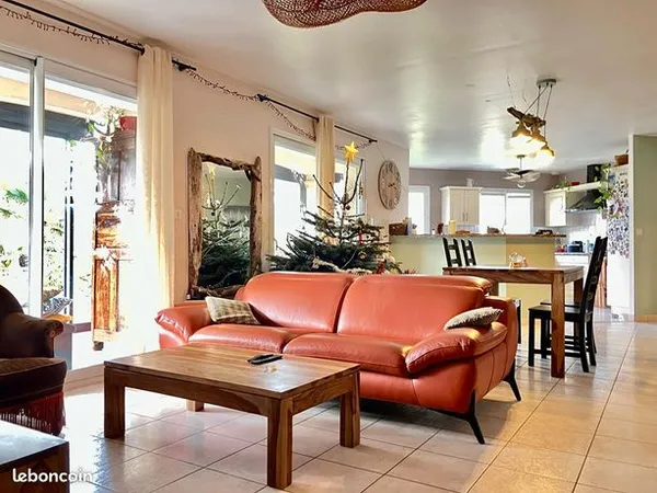 Maison 5 pièces 130 m² 