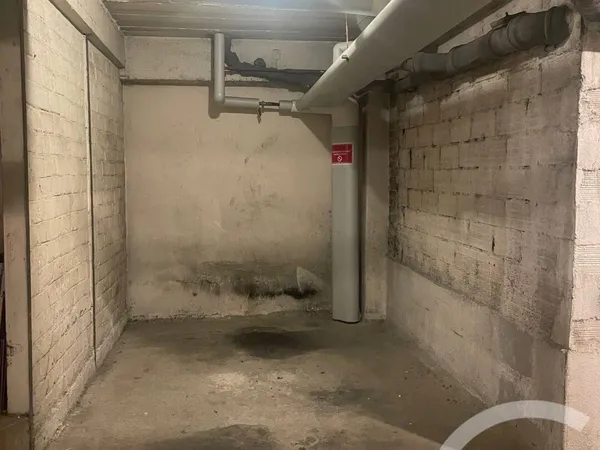 Maison Vente Paris 16e Arrondissement   40000€