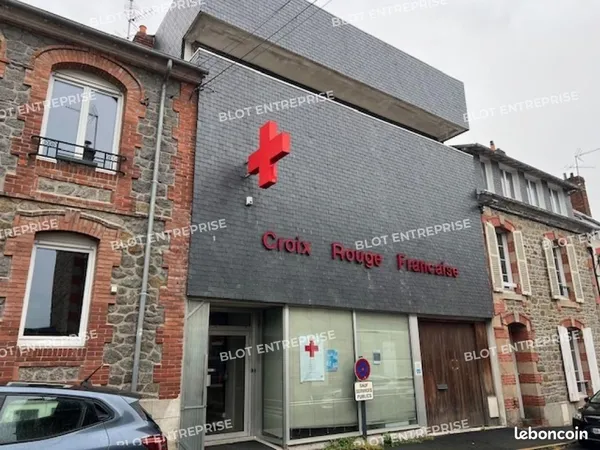Bureaux 350 m² 