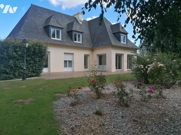 Maison 11 pièces 193 m² 