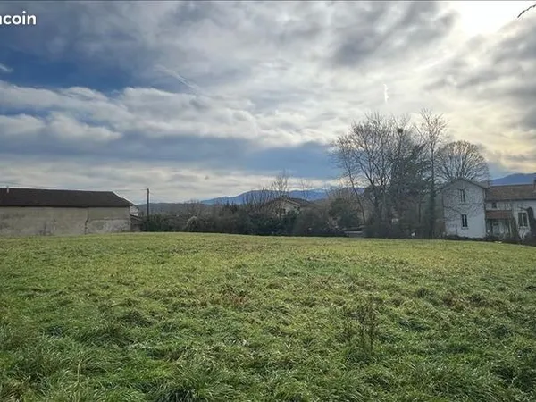 Terrain 2832 m² 