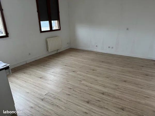 À louer appartement F2 