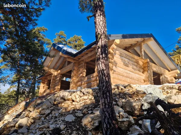 Chalet de Bois Lux 