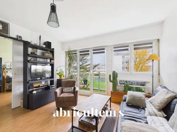 Appartement 5 pièces 84 m² 