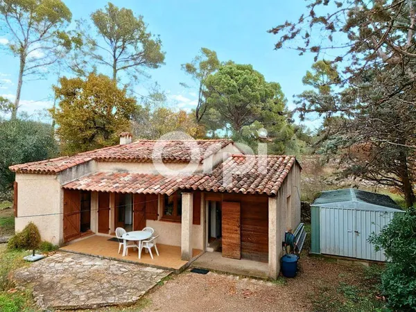 Maison de plain-pied 2 pièces 64 m² 