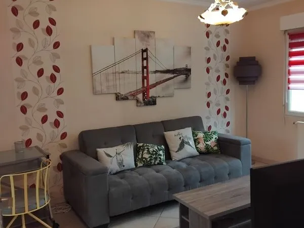 Beau T2 meublé 41 m2 