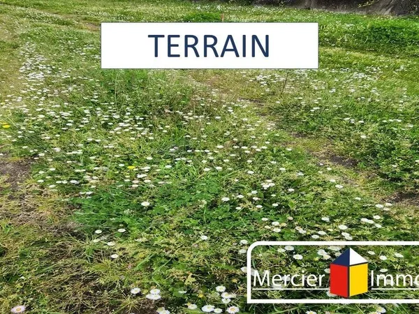 Terrain constructible 421 m² 