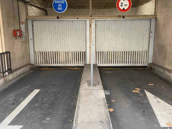 Parking 12 m² 