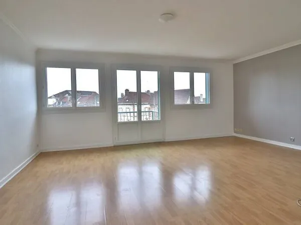 Appartement 4 pièces 64 m² 