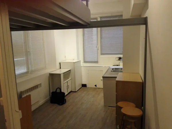Appartement 1 pièce 18 m² 