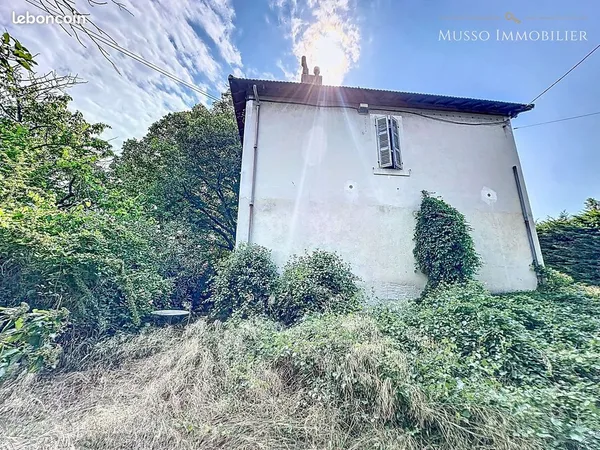 Immeuble 3 pièces 135 m² 