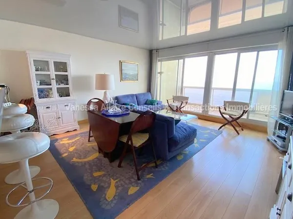 Appartement 4 pièces 77 m² 