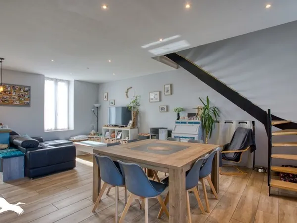 Maison de ville de 5 pièces principales 