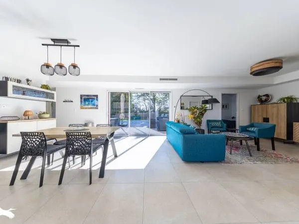Maison 5 pièces 94 m² 