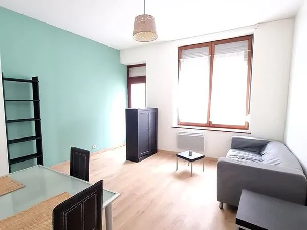 Studio 1 pièce 38 m² 