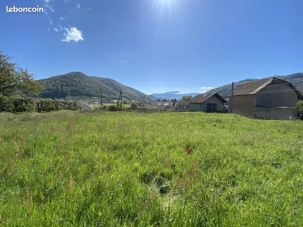 Terrain 750 m² Chirens 