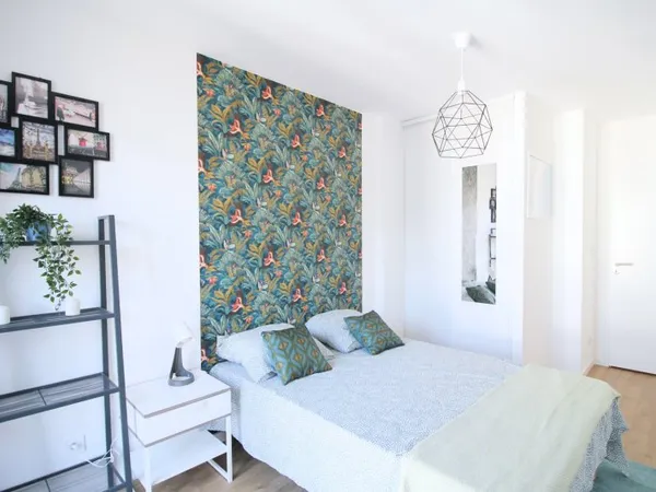 Belle chambre chaleureuse – 13m²