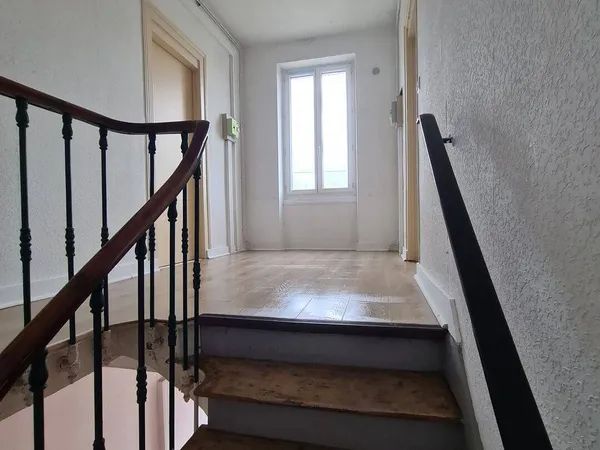 Maison 11 pièces 181 m² 