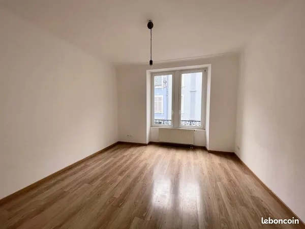 Appartement 4 pièces 63 m² 