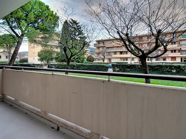 À LOUER - À DRAGUIGNAN - T3 DE 53,55m² 