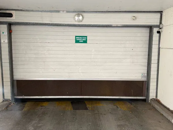 Parking 12 m² 