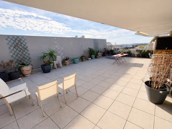Appartement 4 pièces 94 m² 
