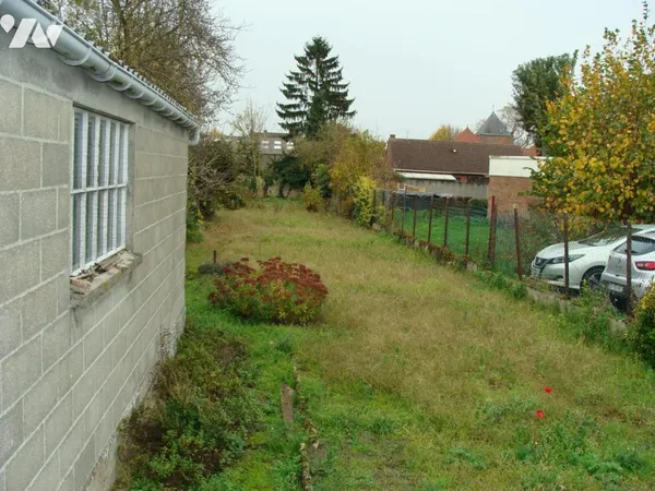 Terrain 595 m² 