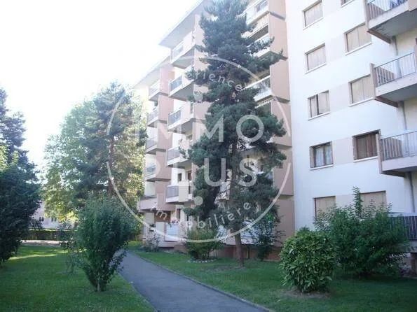 Studio 1 pièce 31 m² 