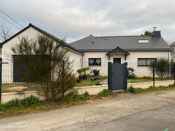 Maison 10 pièces 240 m² 