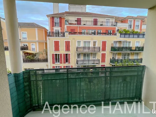 Appartement 4 pièces 79 m² 