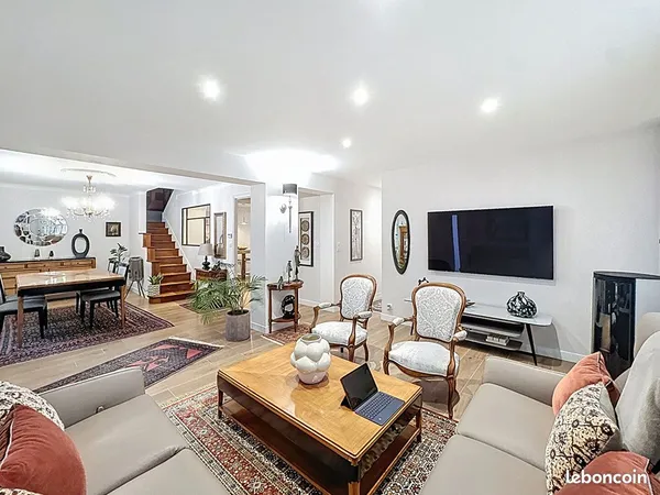 Maison 6 pièces 118 m² 