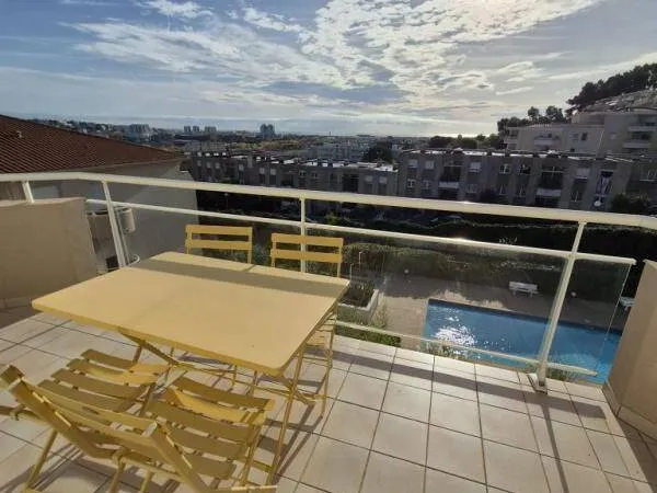 Studio 1 pièce 31 m² 