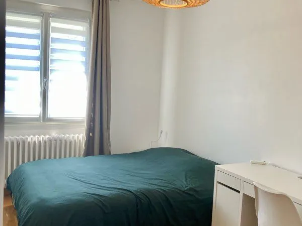 Chambre meublée 
