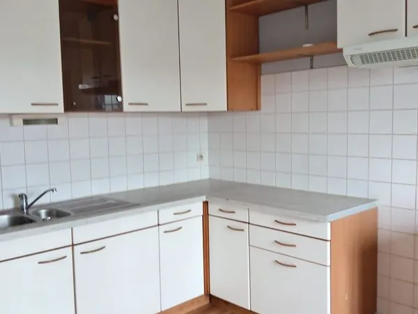LOUE T2 54 m2 non meublé près centre Vitré 