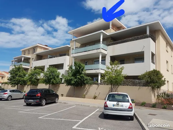 Appartement F2 dernier étage 