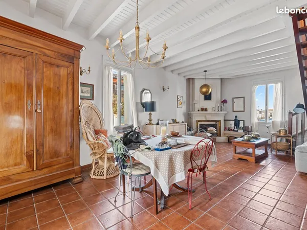 Maison 5 pièces 140 m² 